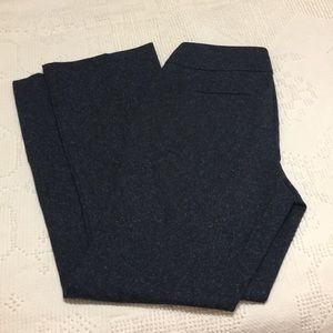 A N N  T A Y L O R 🌑 B L U E G R E Y